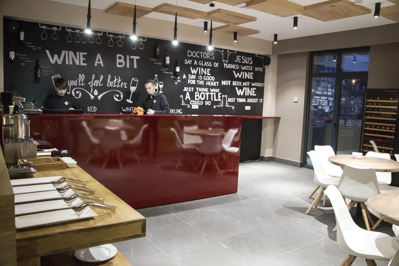 Wine Hotel Kisinyov Kültér fotó