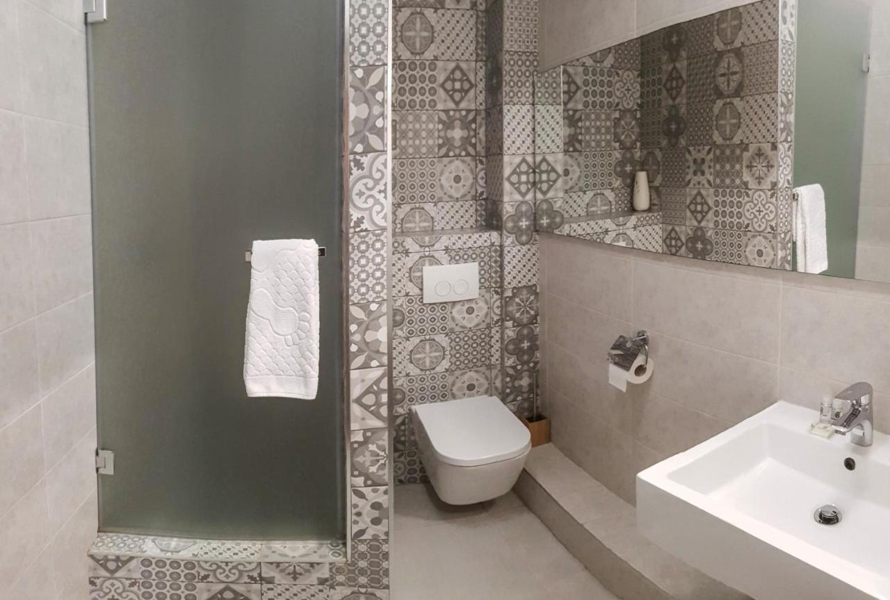 Wine Hotel Kisinyov Kültér fotó