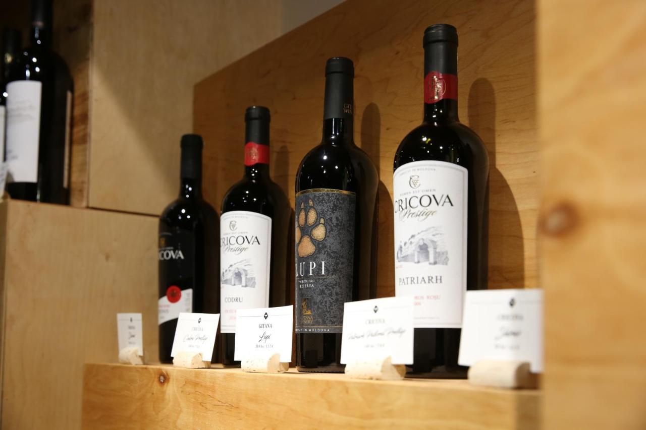 Wine Hotel Kisinyov Kültér fotó