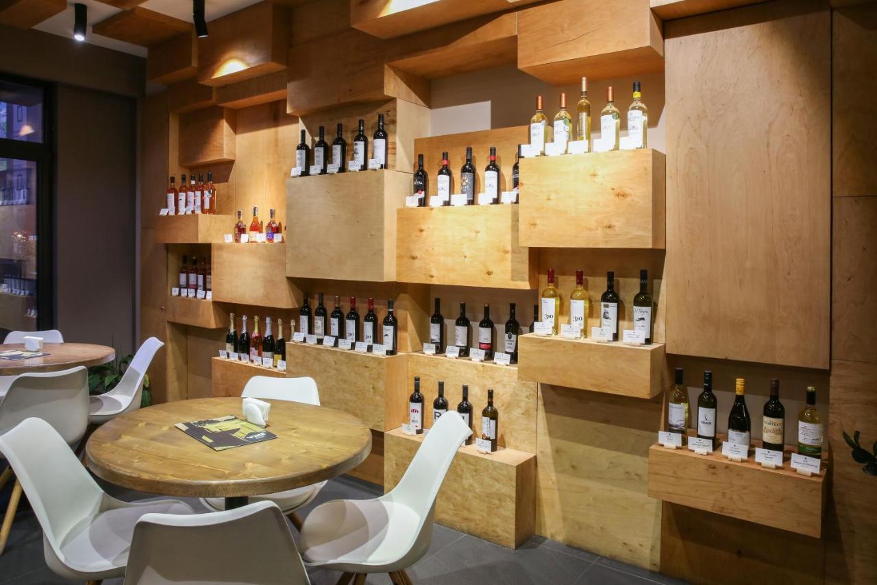 Wine Hotel Kisinyov Kültér fotó